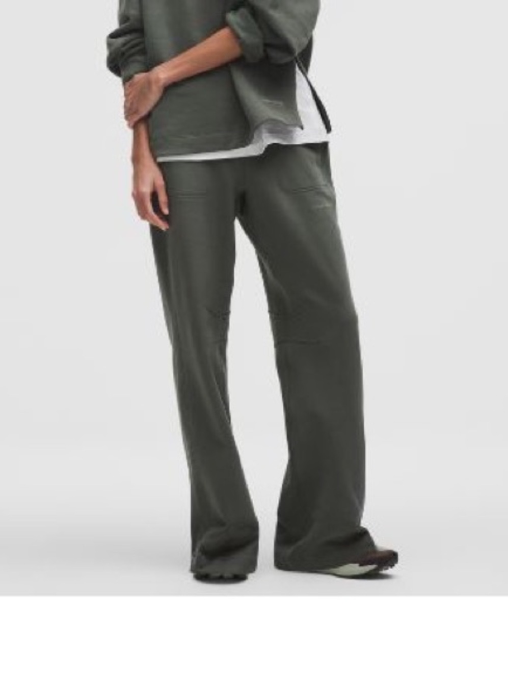 Lululemon loungeful pant XS palm deco